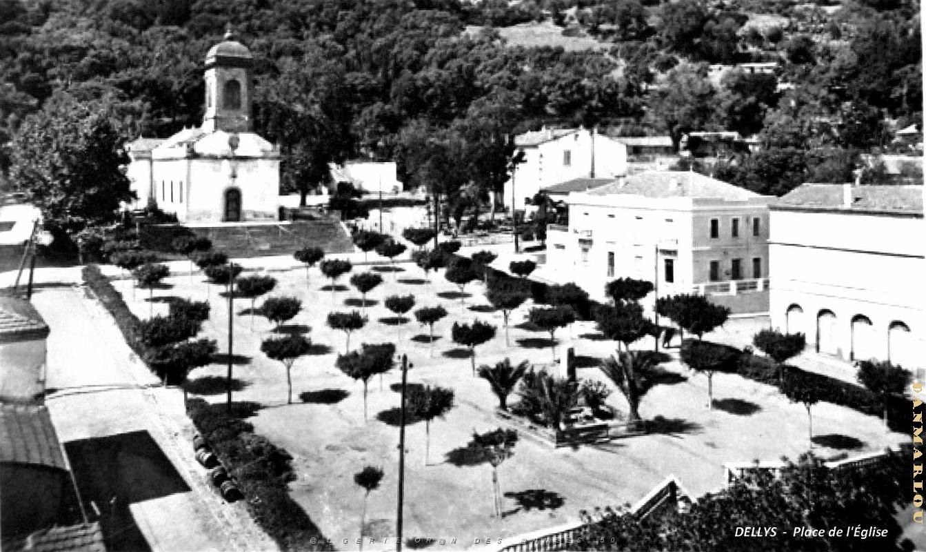 Dellys - Place de l'Eglise.jpg